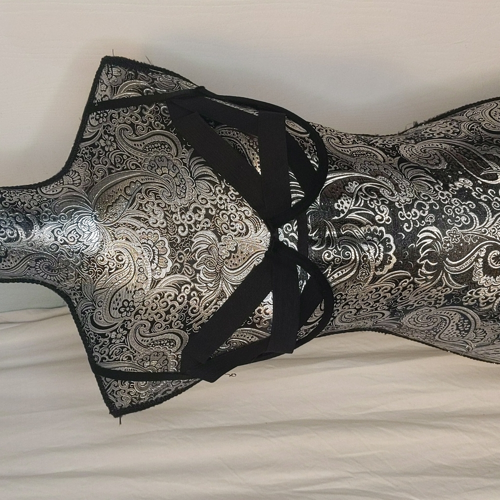 NWT Bule Bella strappy bra - Picture 2 of 7